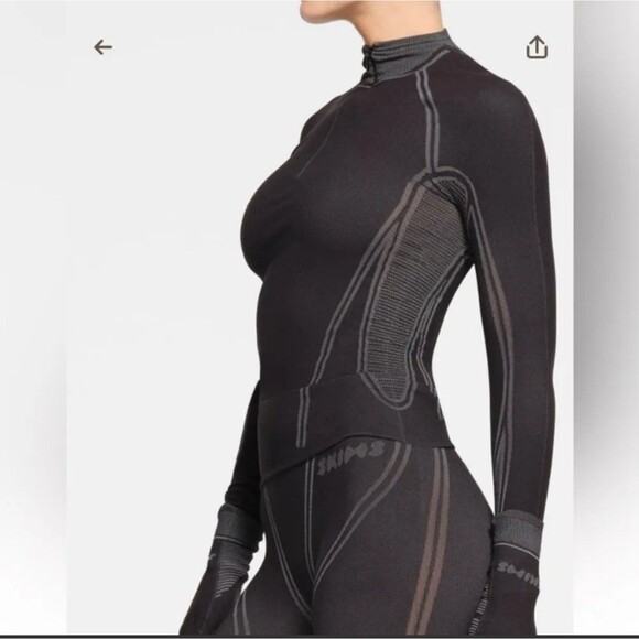 Skims First Layer Turleneck Top - Picture 4 of 6